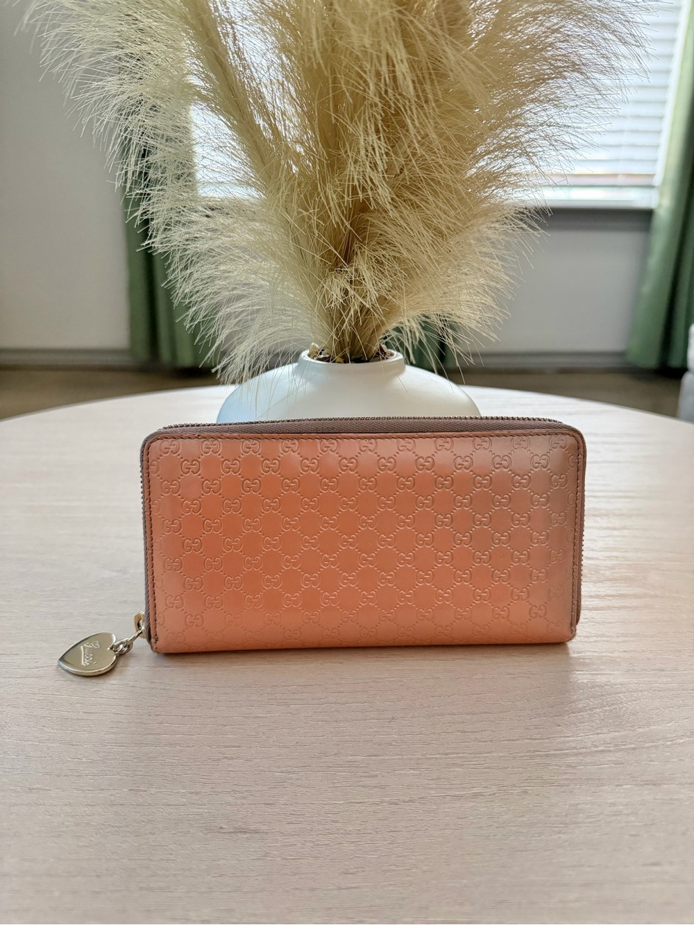 Authentic Gucci Microguccissima Zip Around Wallet Pink Leather